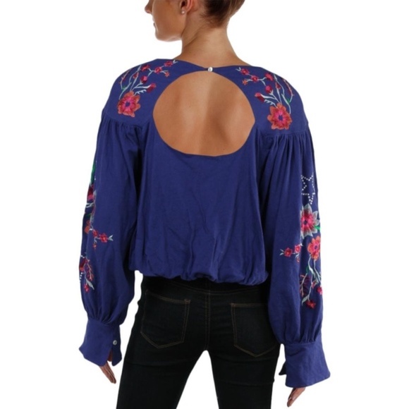 NWT Free People. Embroidered Floral Pattern Blouse - Picture 5 of 6